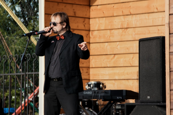 img-7934F4A70A90-A5A8-A473-5A72-A55E3D825007.jpg