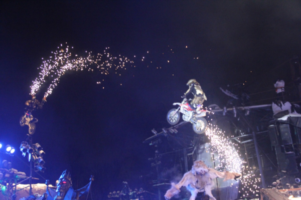 img-051108E12467-D947-01DB-F51C-2F66B2C10EB4.jpg