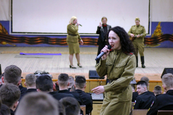 img-6303D7A9ED22-3B24-0B72-E92A-ADDC7CE1E59E.jpg