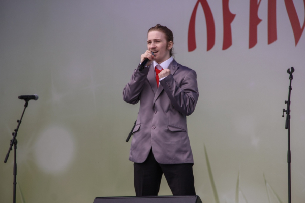 img-890506E883D6-3A00-F978-242B-2EBE80DD722B.jpg