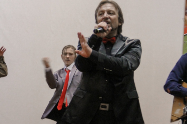 img-8303BD438C36-13D6-E201-1FB9-8E090FA44624.jpg