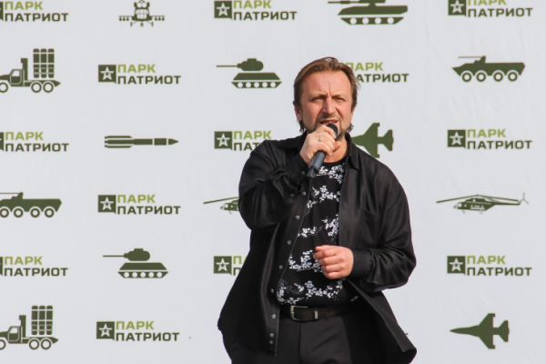 img-15802894B3DE-A267-179B-1688-98C9B6D7385F.jpg