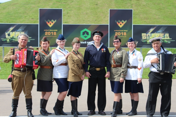0038364ED2F-968A-7EFC-7A29-868C11DEA4CC.jpg