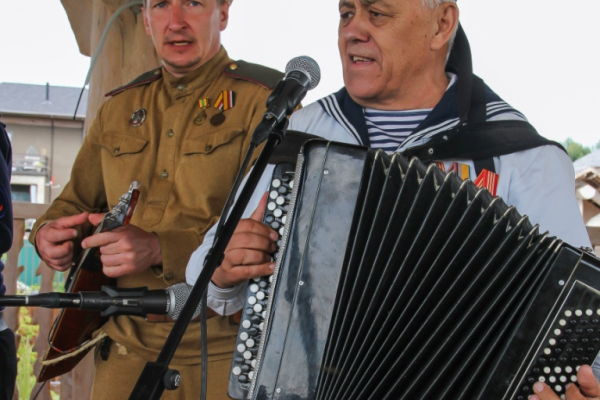 img-52450532F427-8B39-5846-195B-322B1D5746AD.jpg