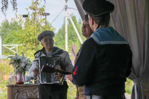 img-5400CF496988-8D0D-04C1-F053-CA60FBA931E4.jpg